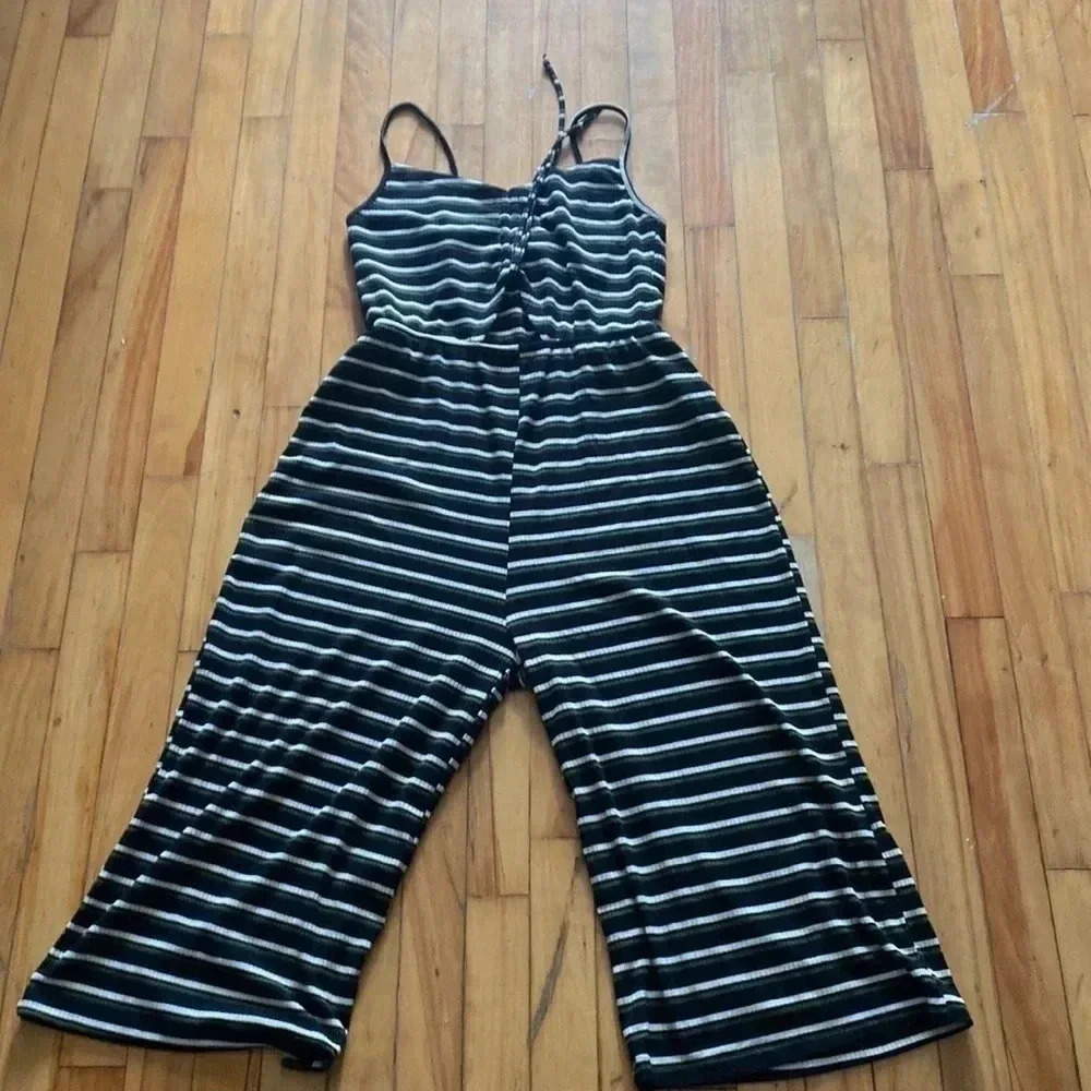 Ardene jumpsuit - Picture 3 of 5